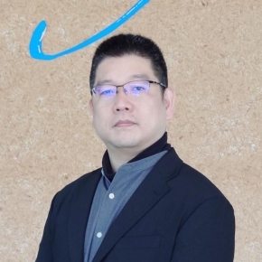 R厁