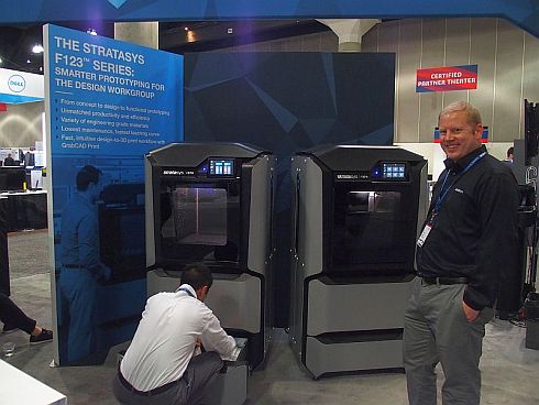 uSOLIDWORKS World 2017ṽXg^VX̓Wu[XŔIꂽuF123V[Yv